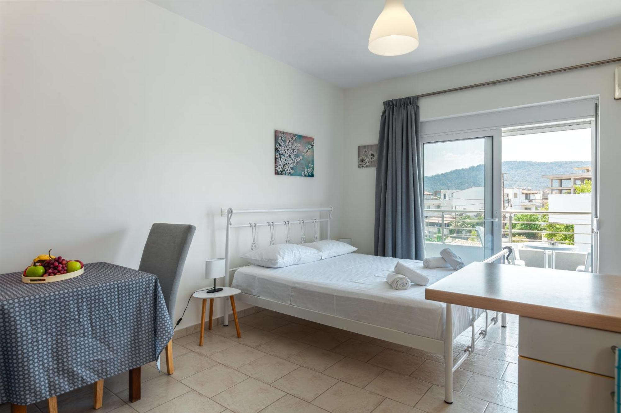 Economisa Apartments Ialysós Eksteriør bilde